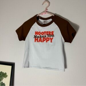 Spencer’s Hooters Makes You Happy cropped embroidered baseball baby tee size M